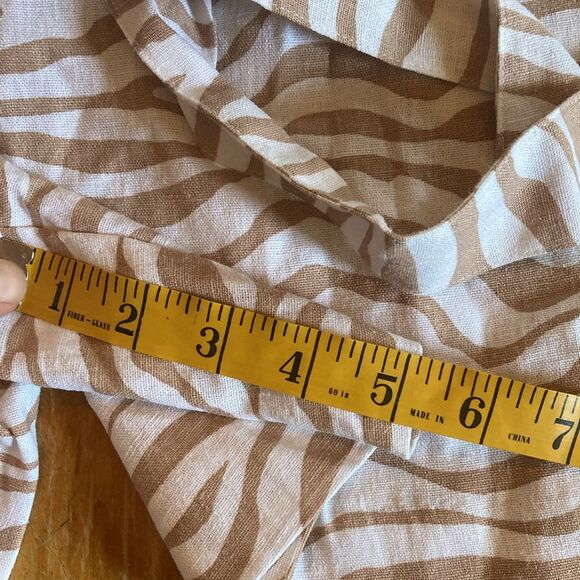 ANNE KLEIN New High Rise Linen Blend Animal Print Belted Shorts Tan White Size S - Picture 8 of 8